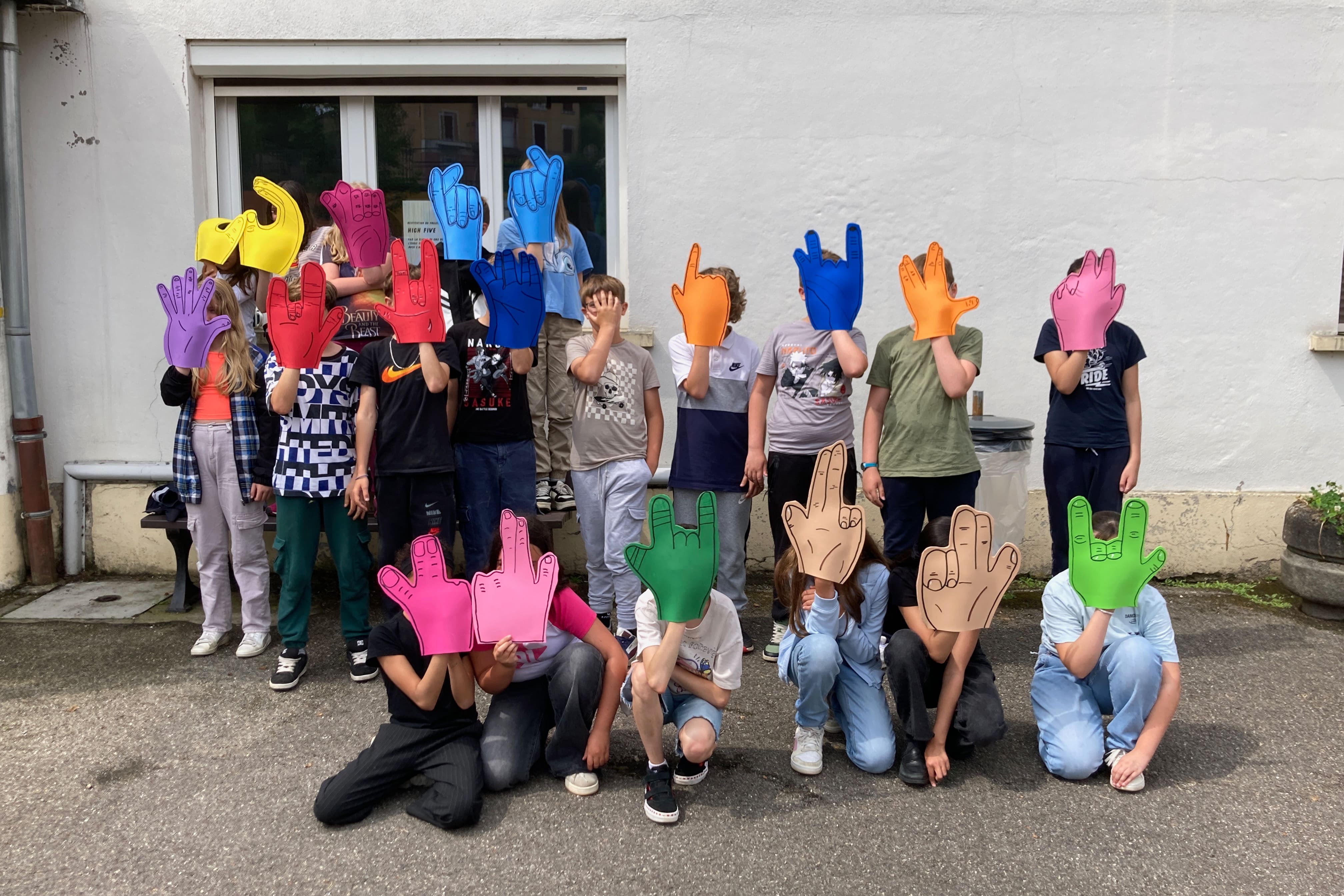 2023, Performance Dernière ligne droite ! - Fête du livre jeunesse Villeurbanne © Lucas Zambon